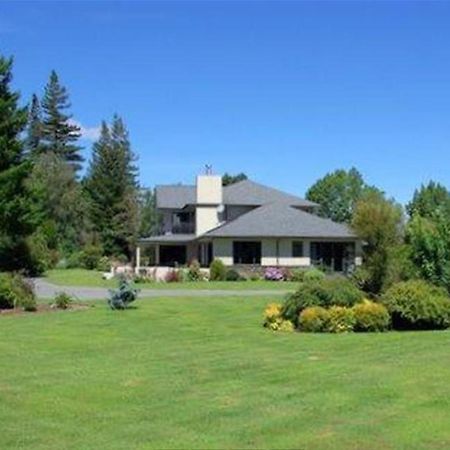 Tui Lodge Turangi Exterior foto